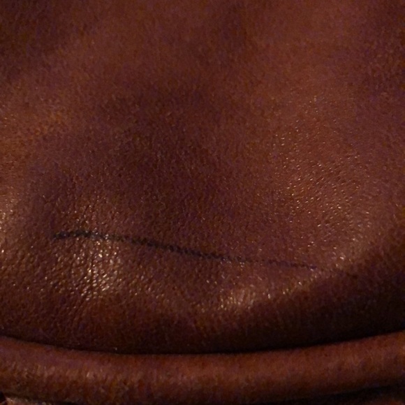 Used condition saddle color shoulder bag - Picture 9 of 9